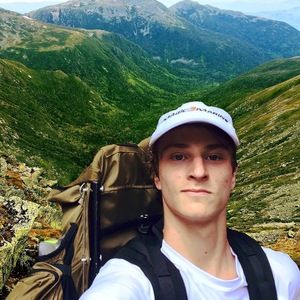 Meet your Posher, Garrett